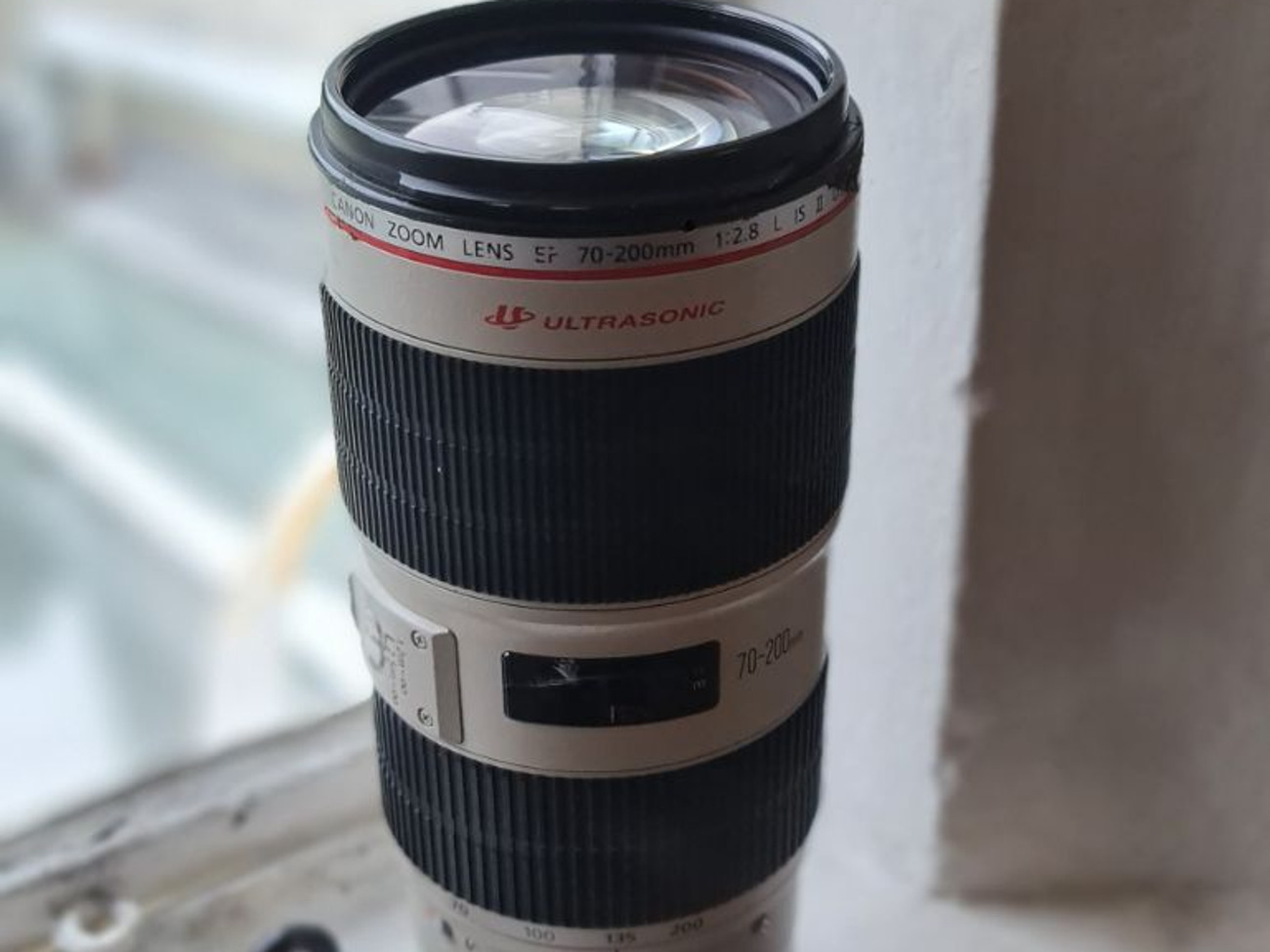 Canon ef 70-200mm f2.8 l is ii usm camera lens