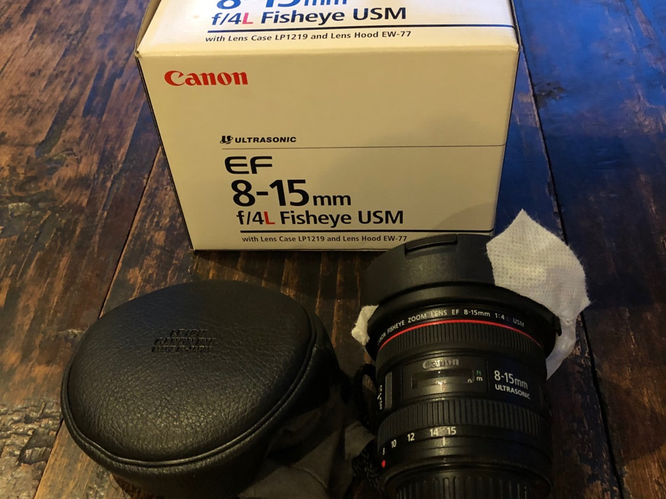 Canon ef 8-15mm f/4l fisheye usm