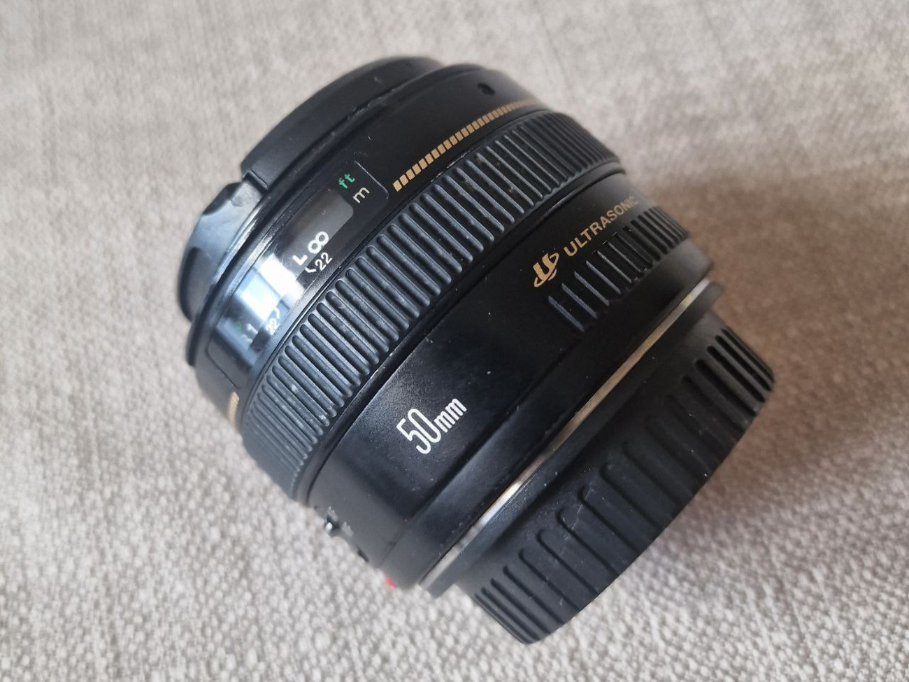 Canon ef ultrasonic 50mm f/1.4 prime standard camera lens