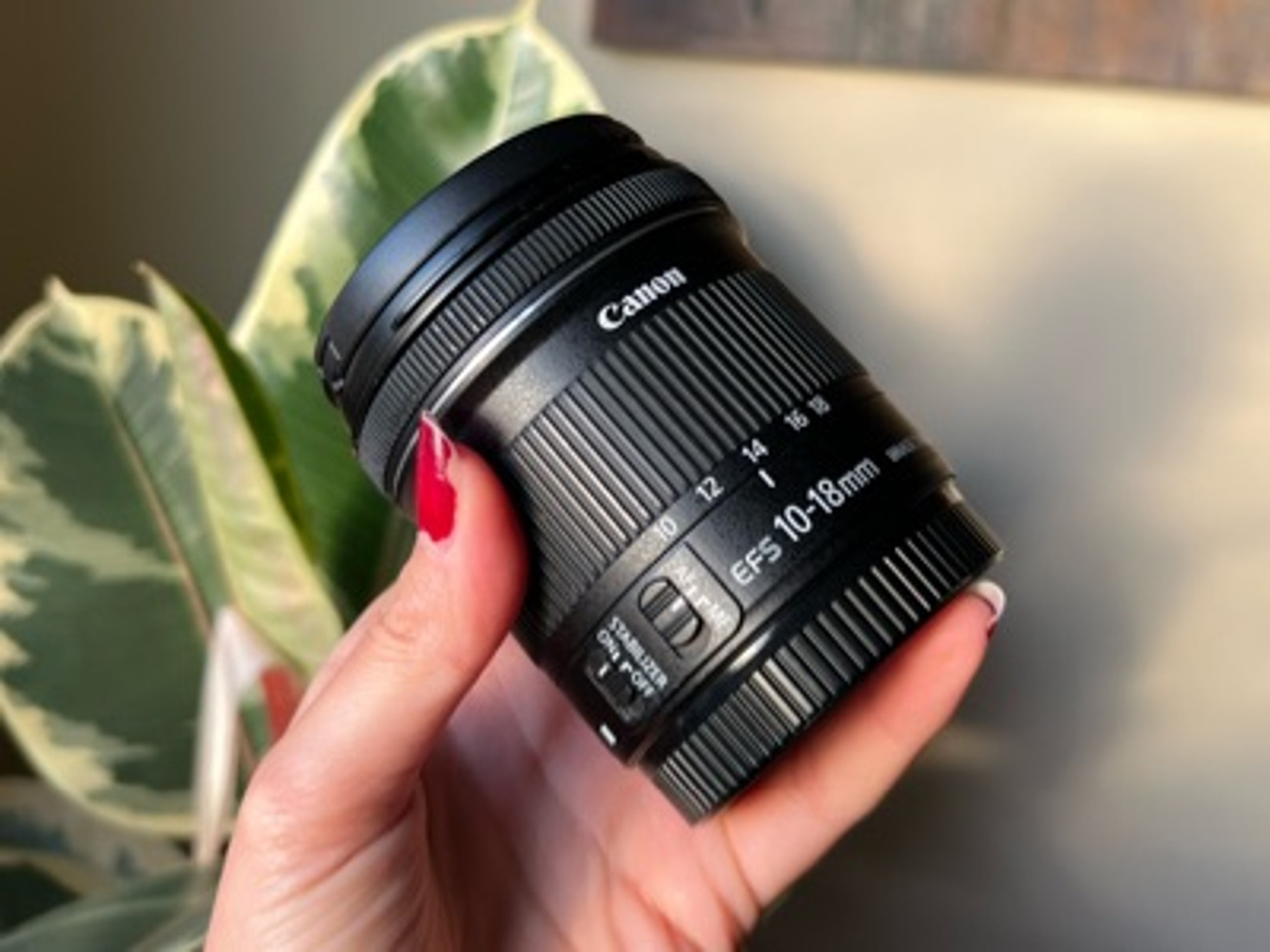 Canon ef-s 10-18mm 4.5-5.6 