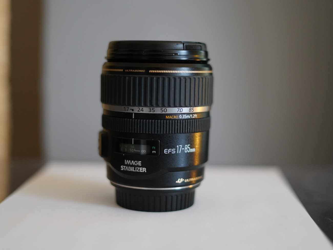 Canon efs 17mm-85mm zoom lens. f4-5.6