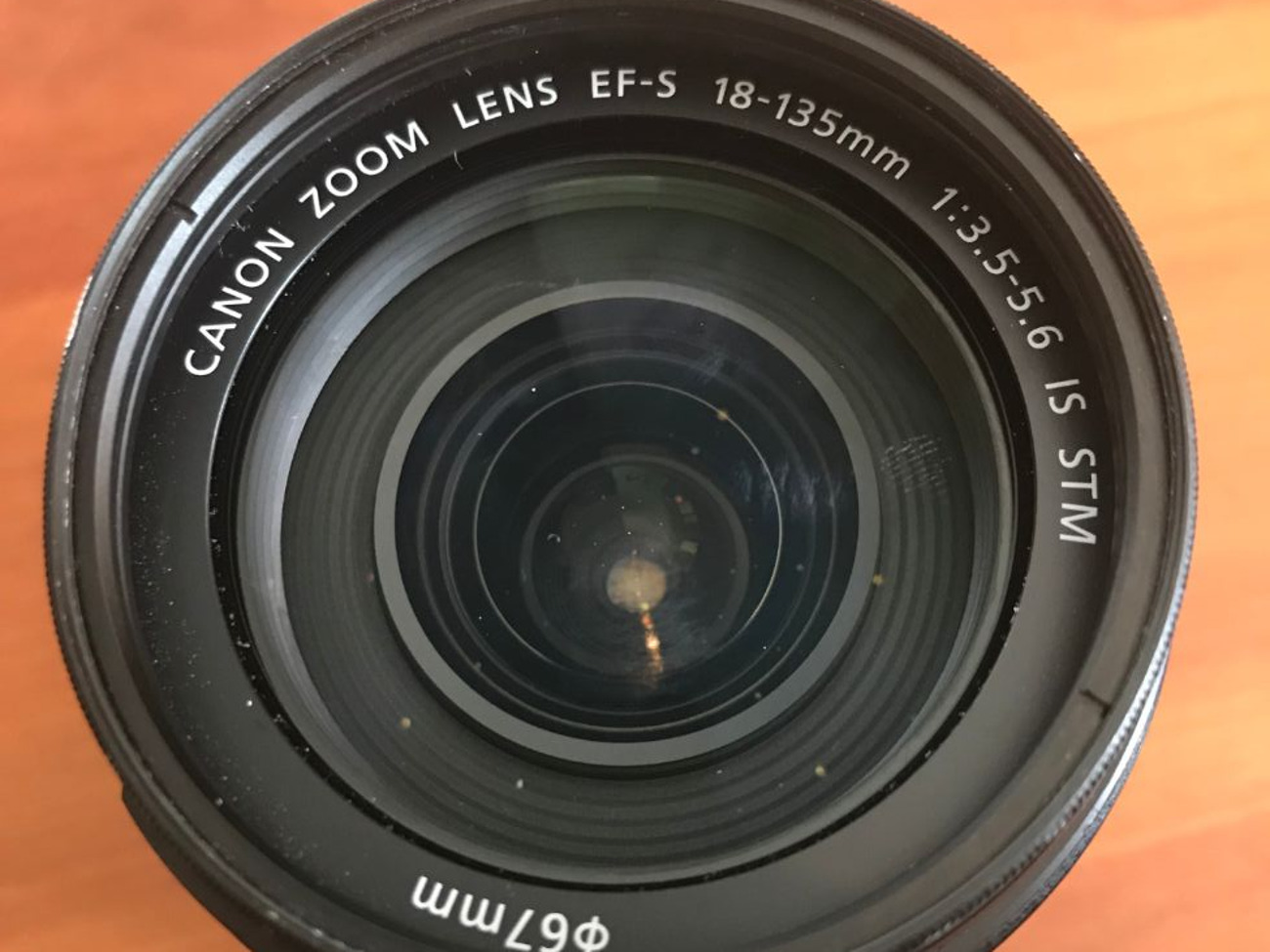 Canon ef-s 18-135mm f/3.5-5.6 is stm lens