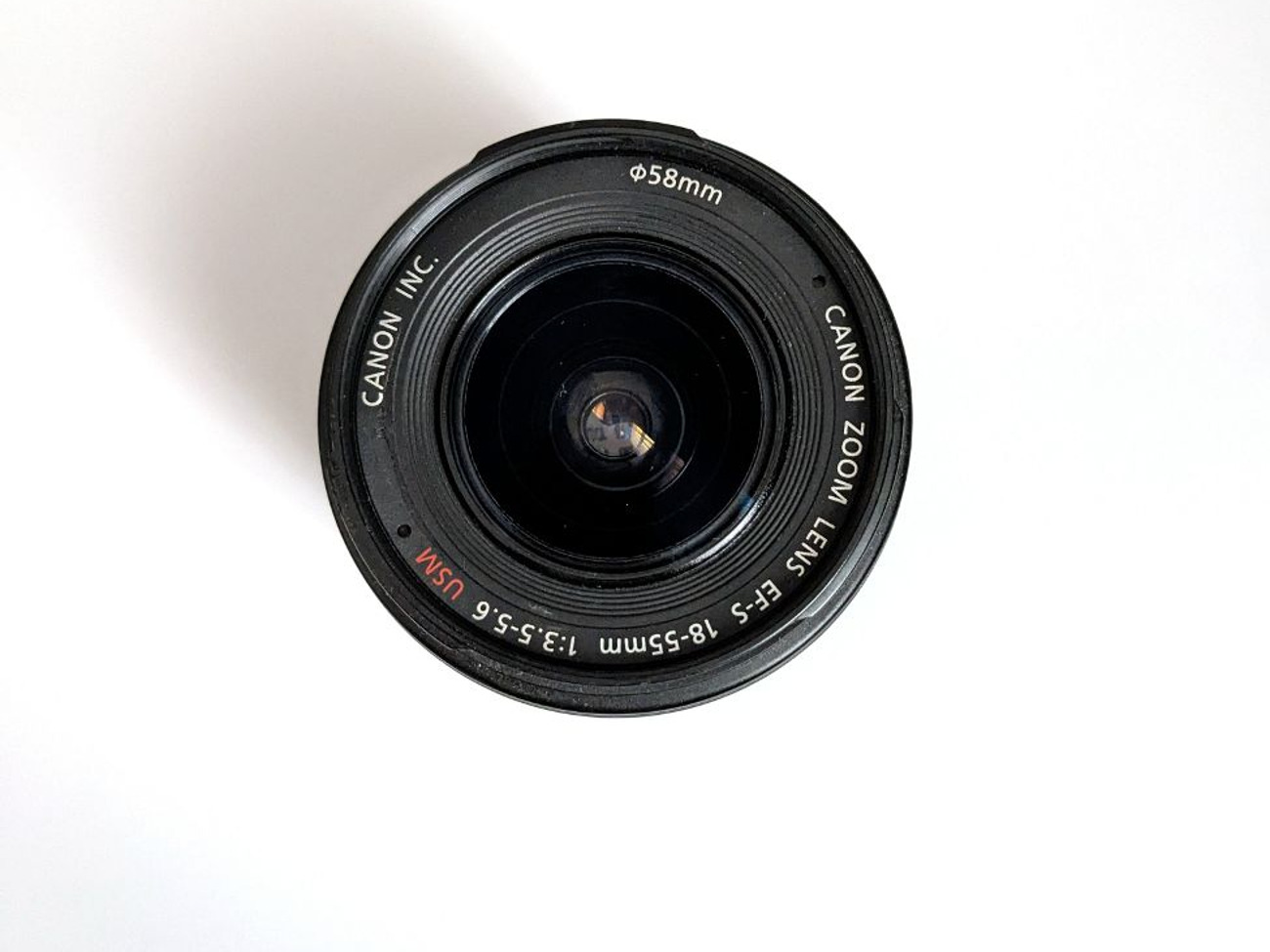Canon ef-s 18-55mm f3.5-5.6 is lens