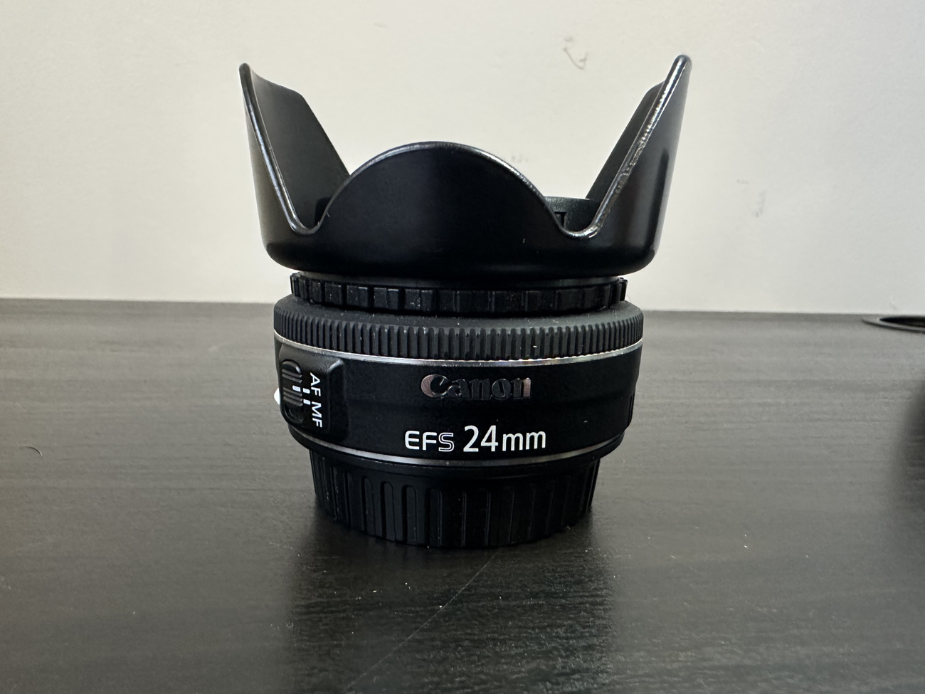Canon ef-s 24mm f/2.8 stm lens+ ef to rf mount (optional)