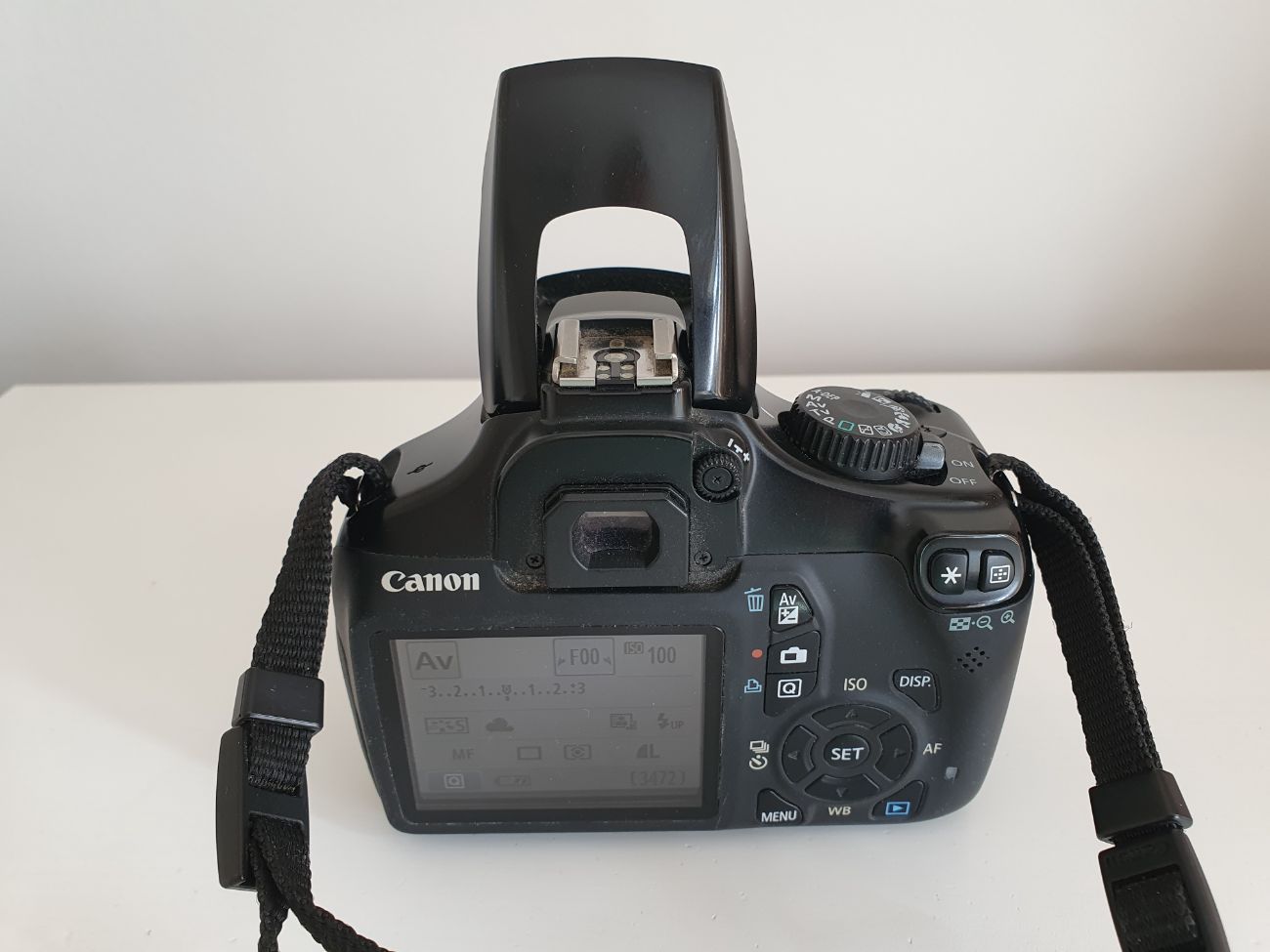 Canon eos 1100d camera body