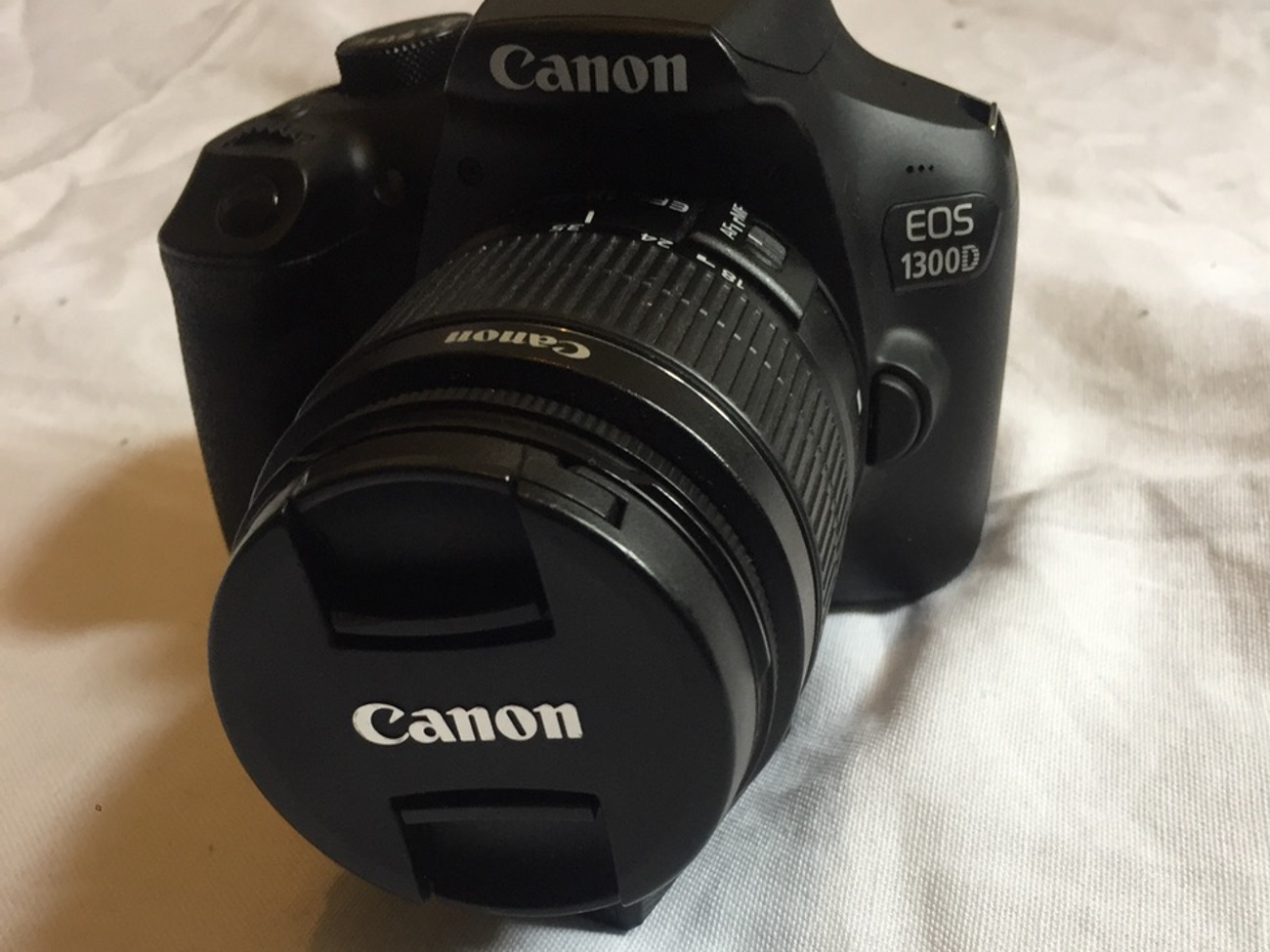 Canon eos 1300d w/18-55mm lens