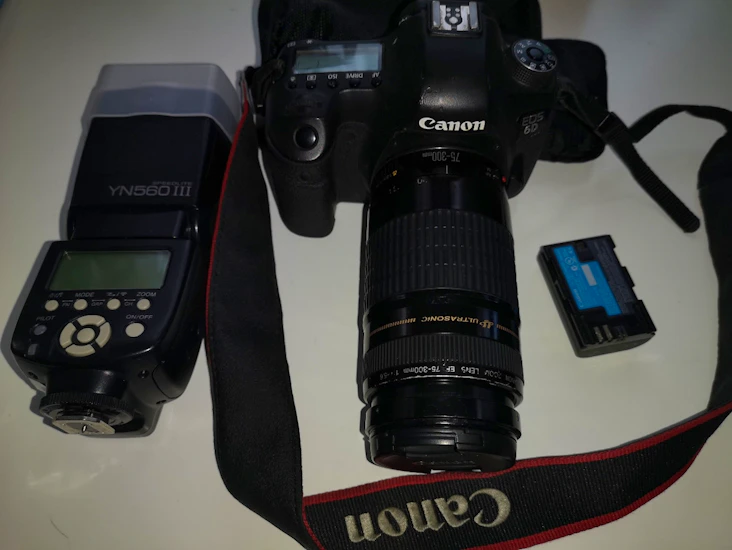 Canon eos 6d + canon lens 75_300 usm + yongnuo flash