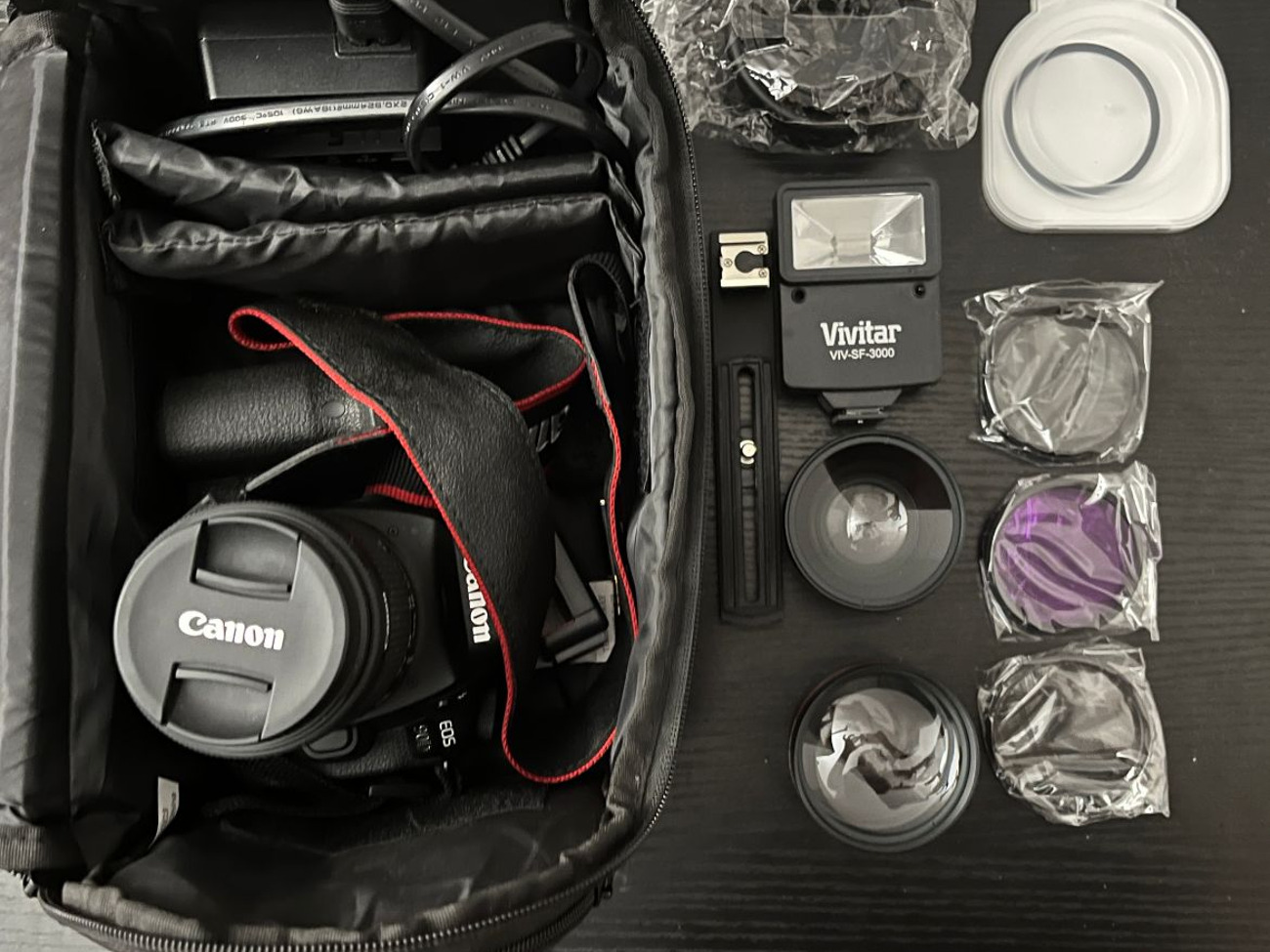 Canon eos 90d dslr camera w/18-55mm zoom lens + accessories