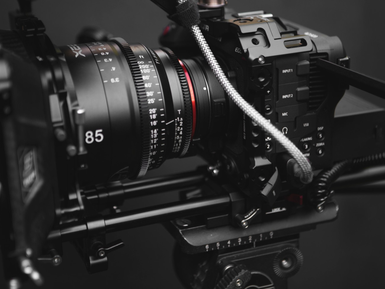 Canon eos c70 