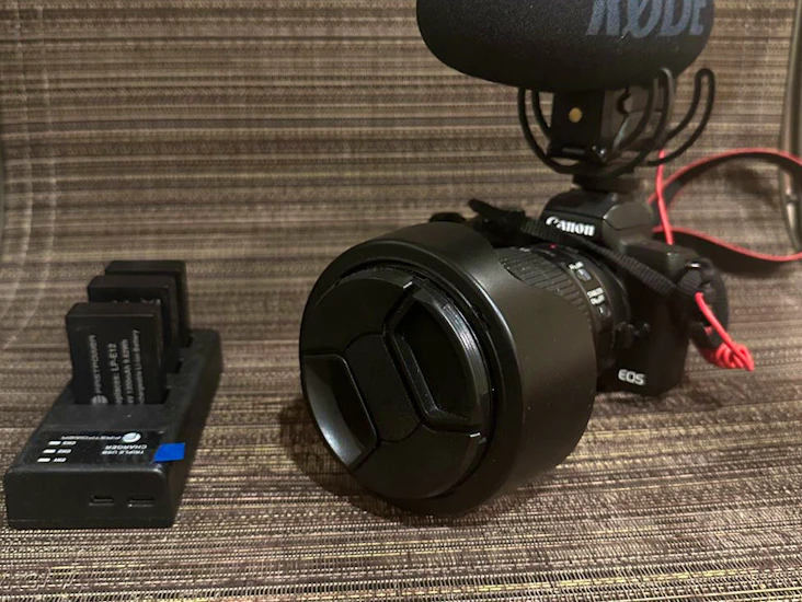 Canon eos m50 camera and accesories