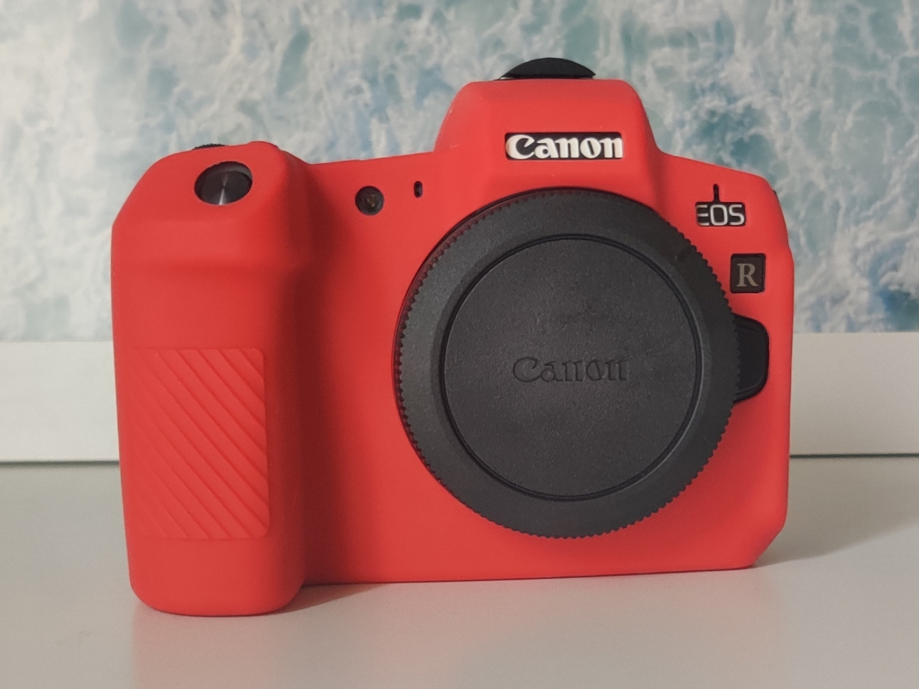 Canon eos r body only plus battery
