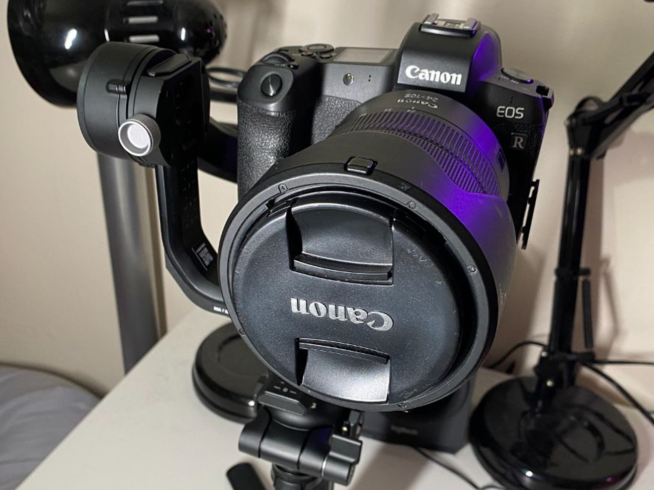 Canon eos r, dji ronin rsc2, tascam mic