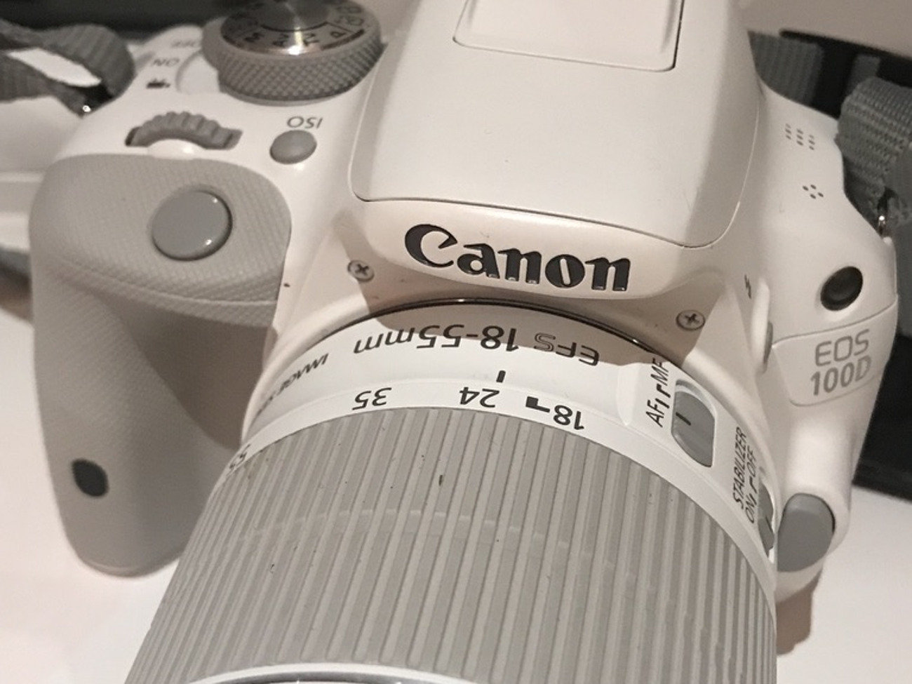Canon eos100d dslr camera with extra lenses