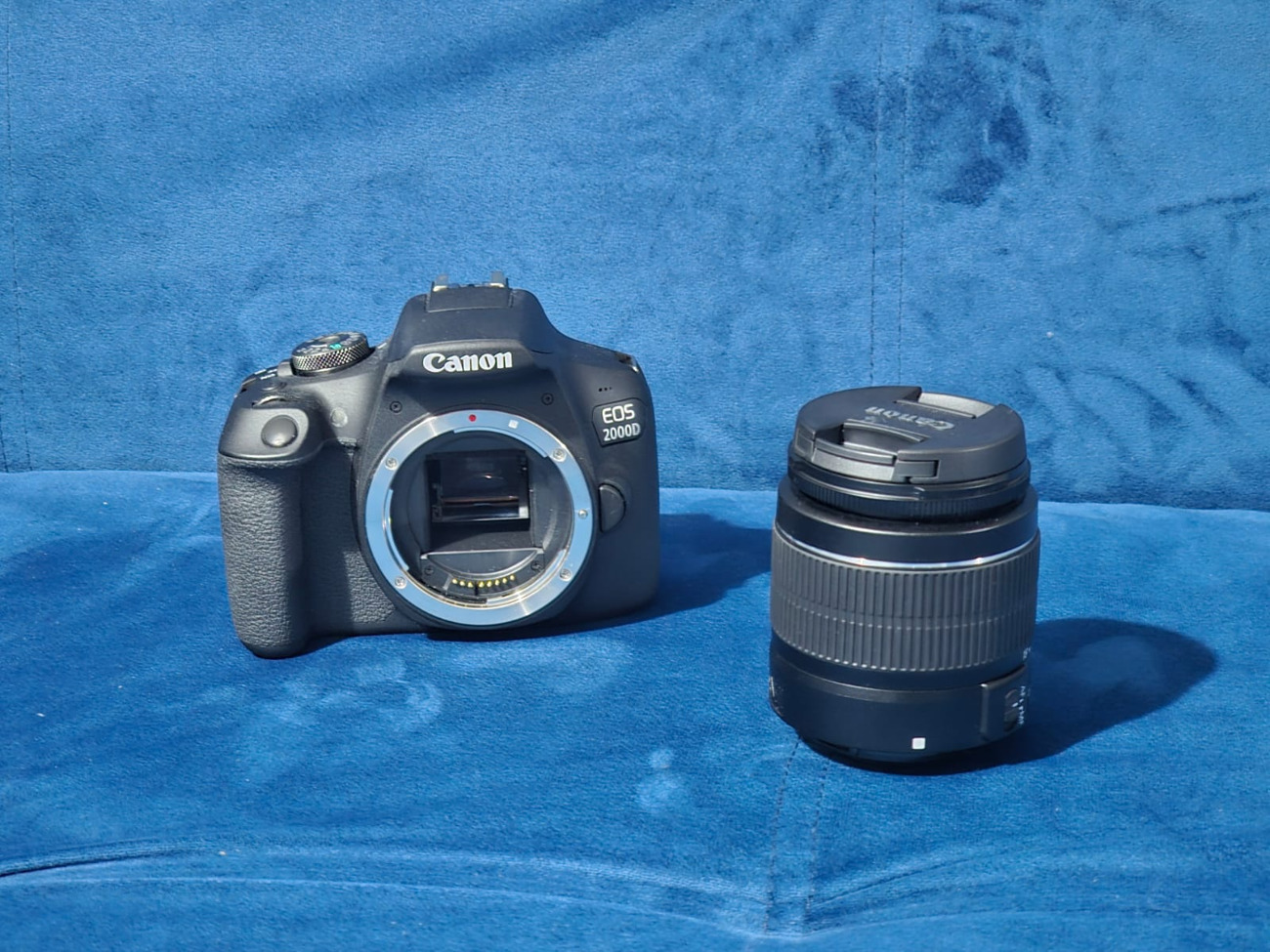 Canon eos200d