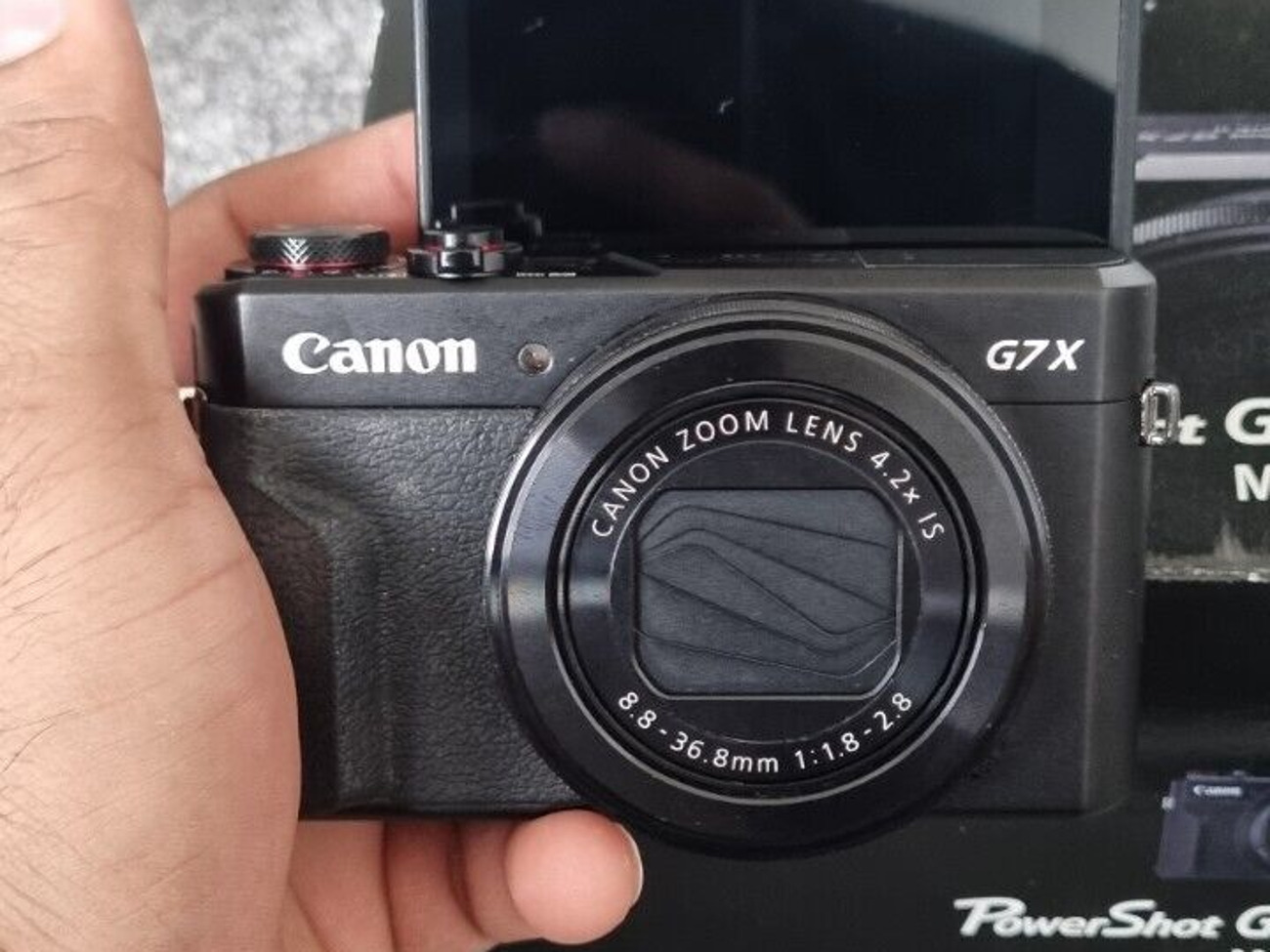 Canon g7x mark 2 (perfect for travel vlogging)