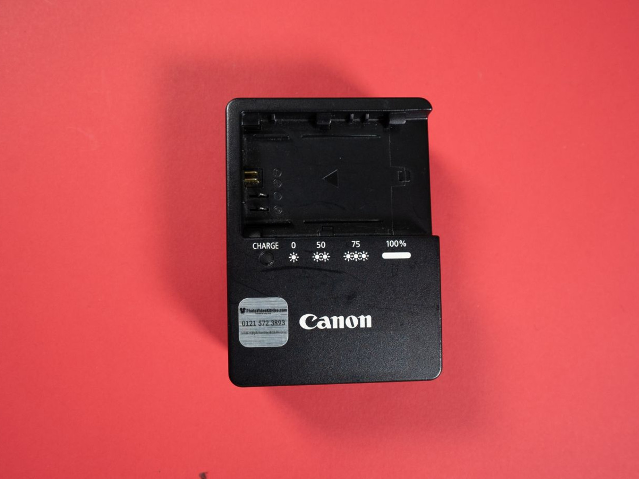 Canon lc-e6 battery charger for canon lp-e6 battery