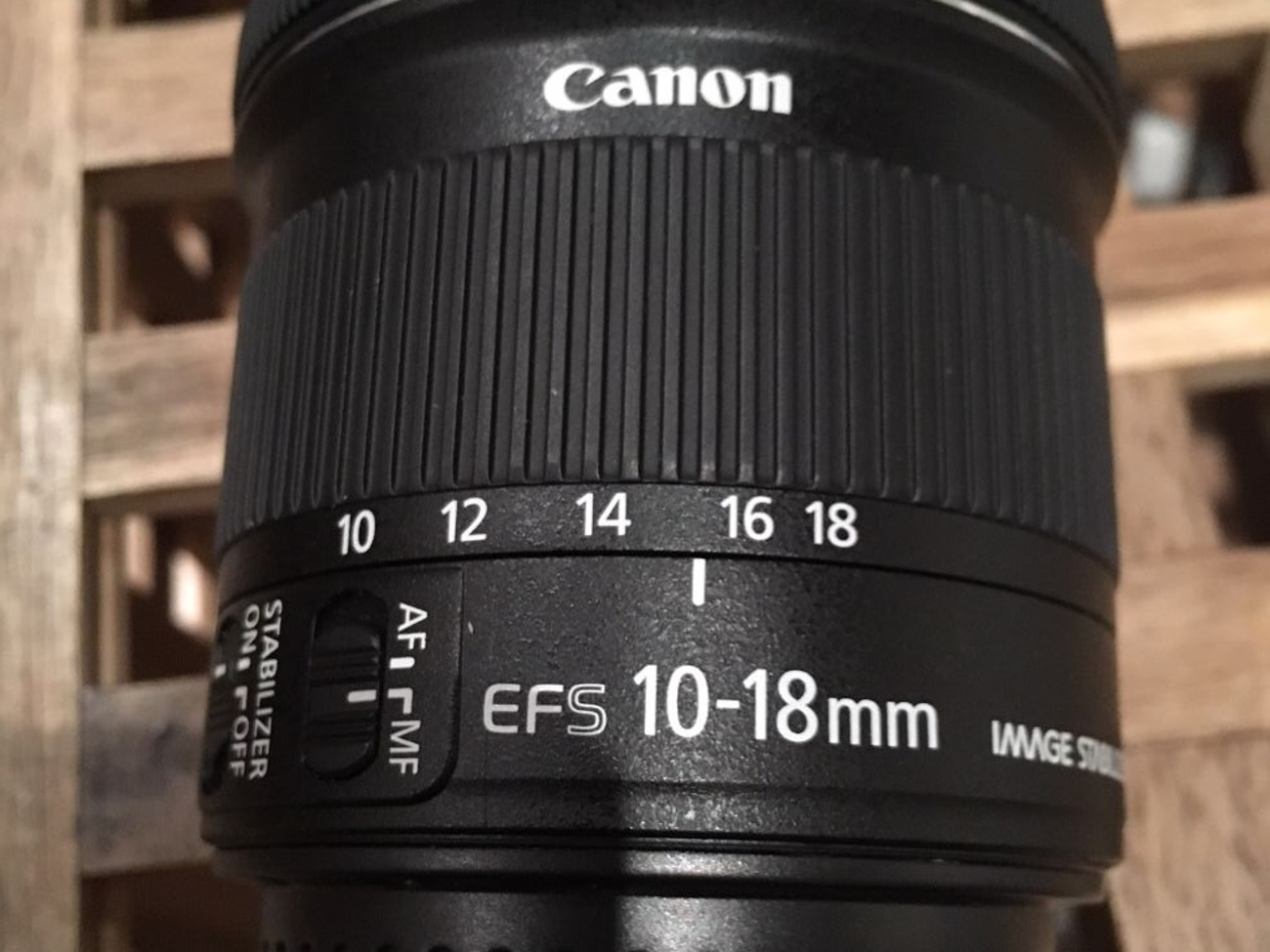 Canon lens 10-18