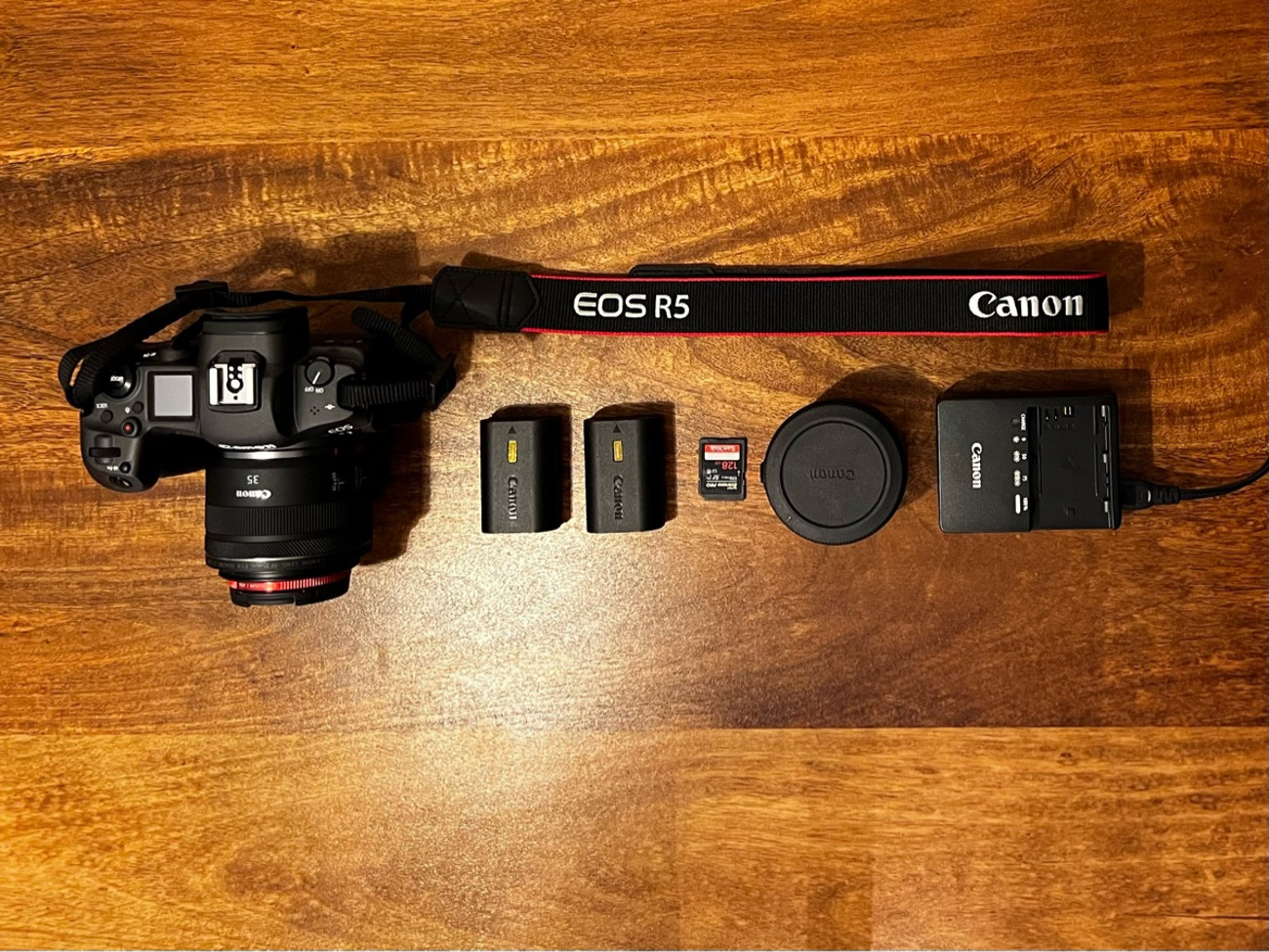 Canon r5 +rf 35mm f1.8 +ef-eos r ring adapter +cinebloom 20