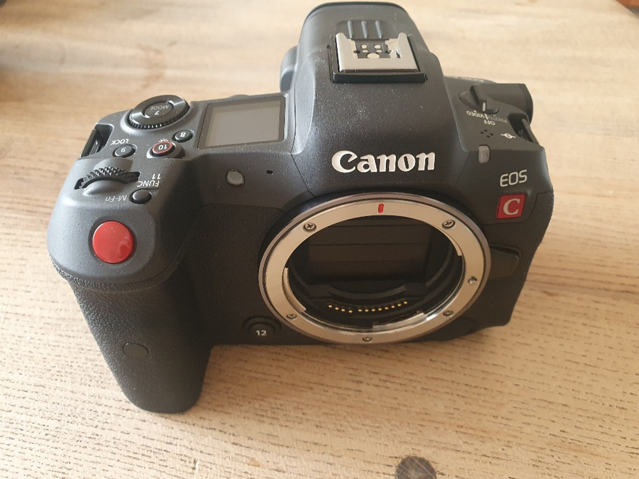 Canon r5c 8k camera