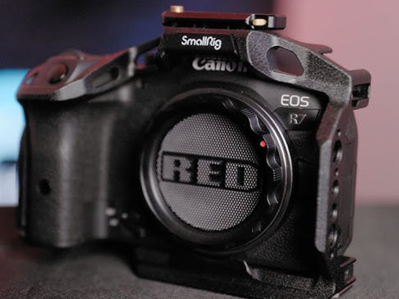 Canon r7  