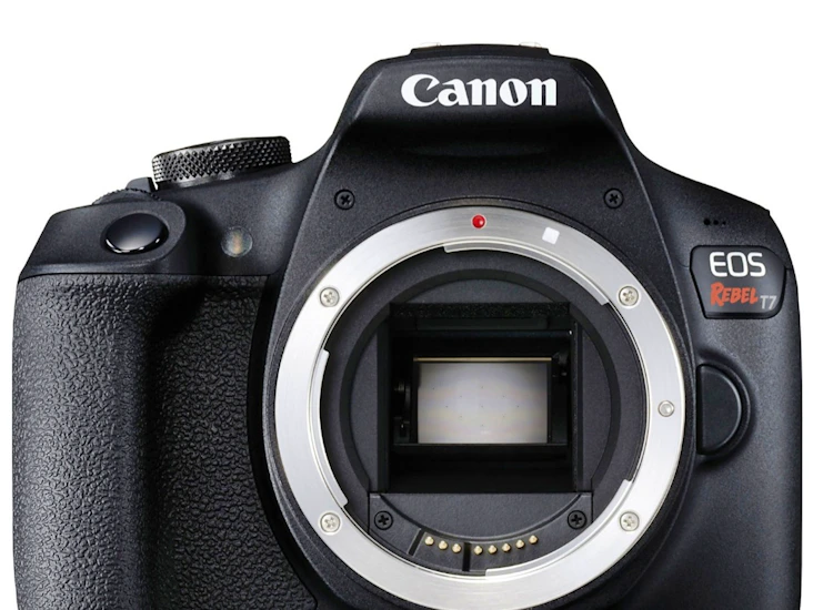 Canon rebel t7 with 18-55mm lens kit