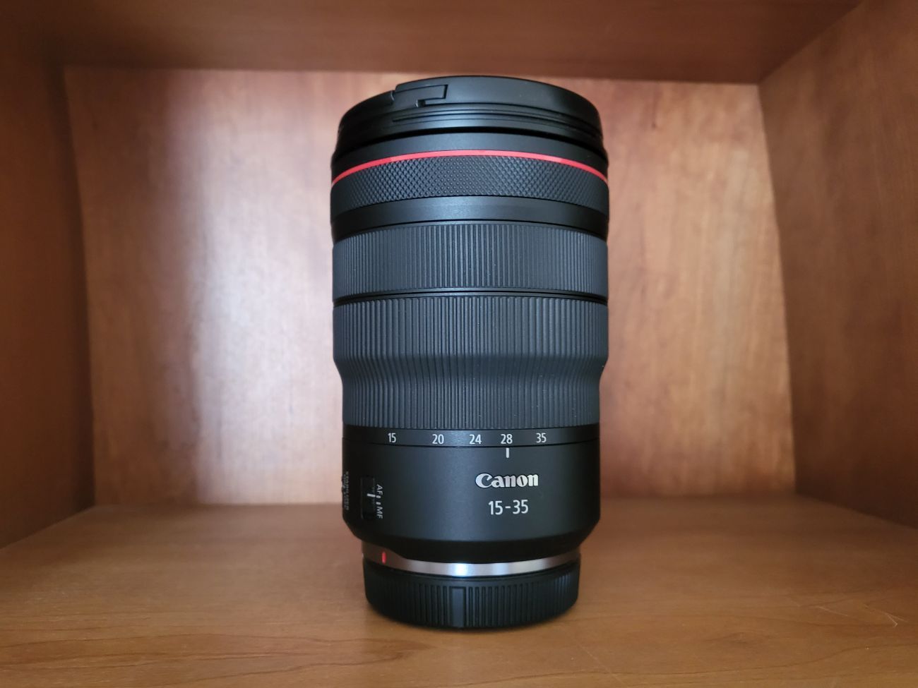 Canon rf 15-35 f/2.8l is usm lens