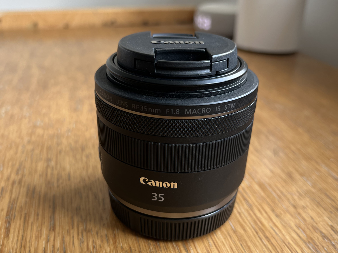 Canon rf 35mm lens