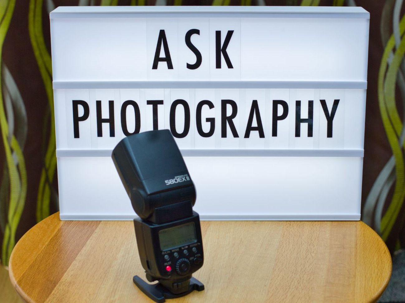 Canon speedlite 580ex ii (on / off camera flash)