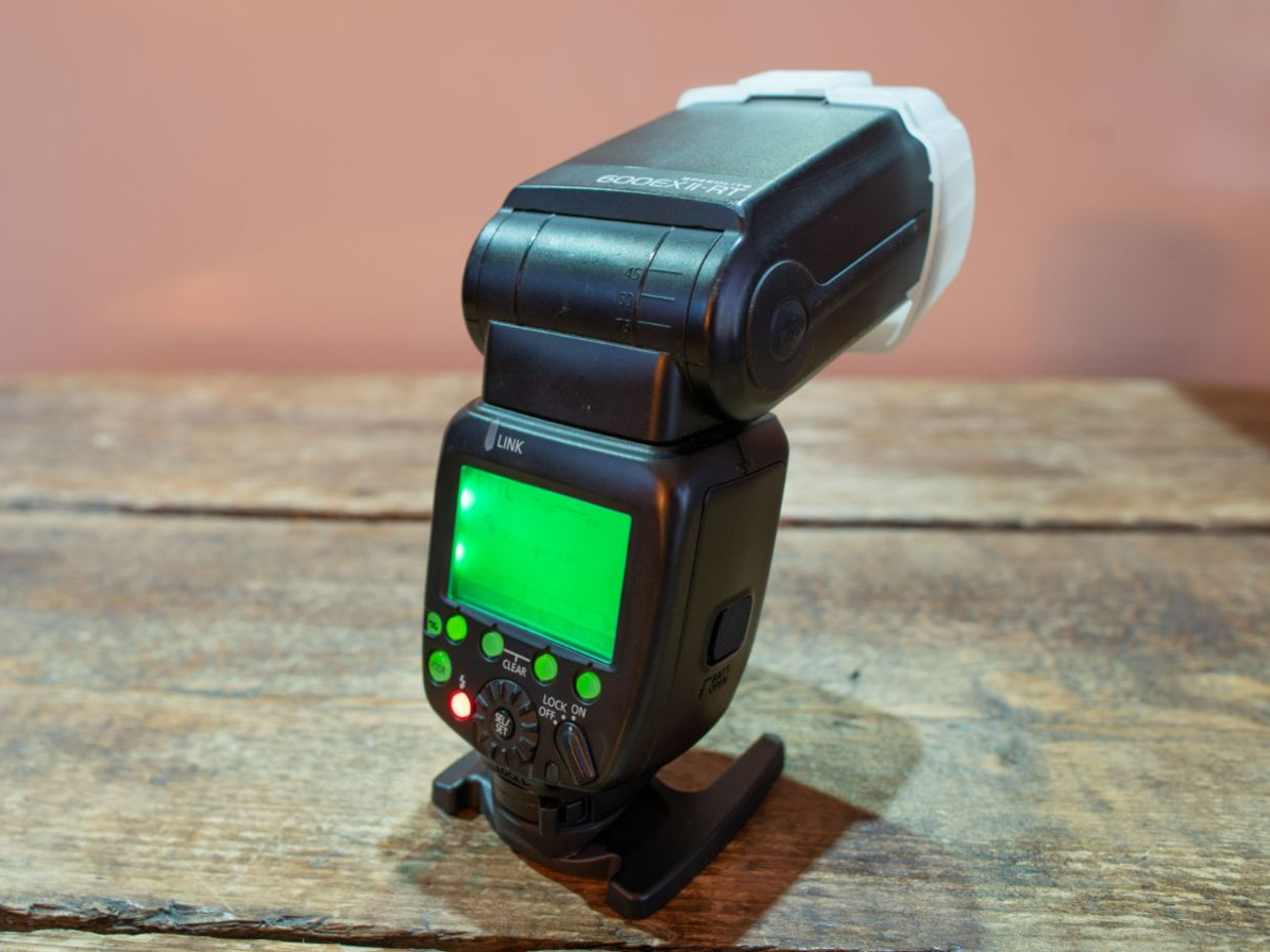 Canon speedlite 600ex ii-rt with remote transmitter