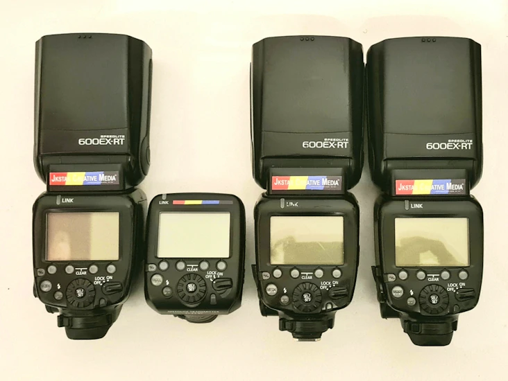 Canon speedlite flash 600ex-rt x3 & trigger