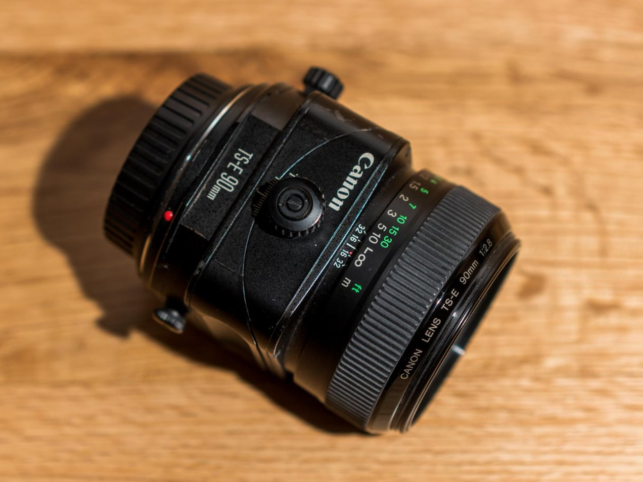 Canon ts-e 90mm f/2.8 lens