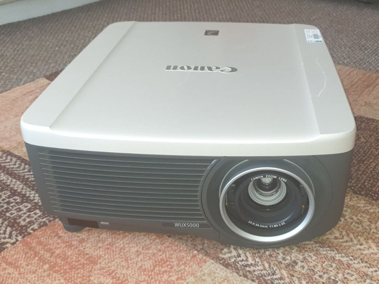 Canon wux5000 hd projector