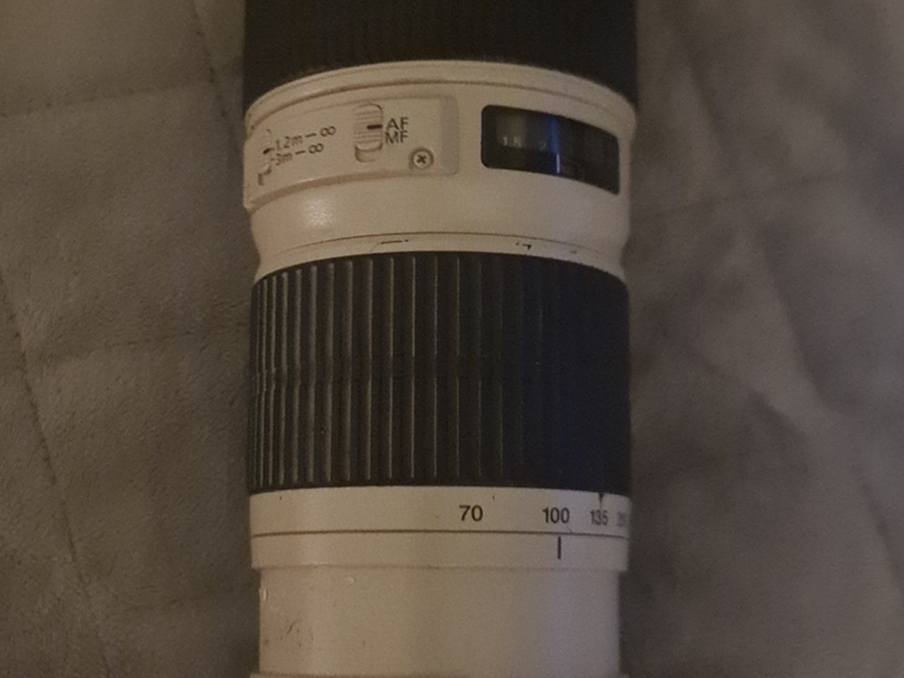 Canon zoom lens - 70-200 - 4.0