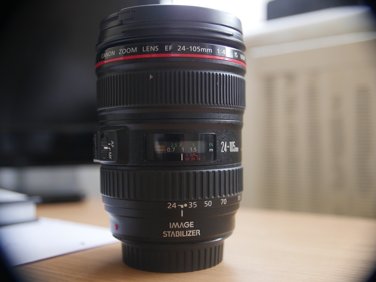 Canon zoom lens ef 24-105mm