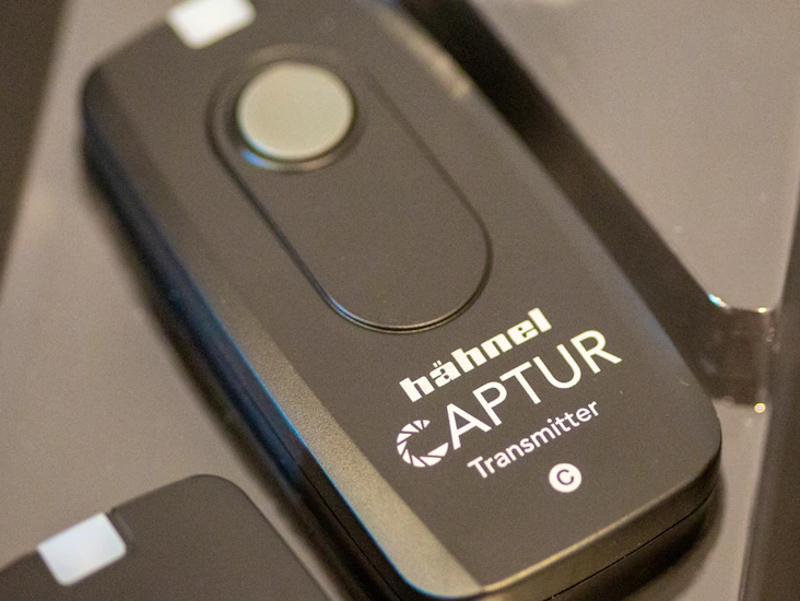 Captur remote control & flash trigger for canon dslr cameras