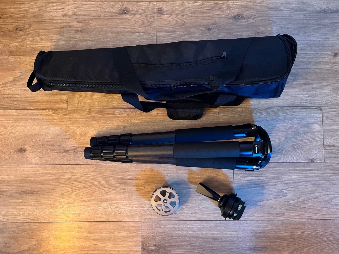 Carbon fibre tripod