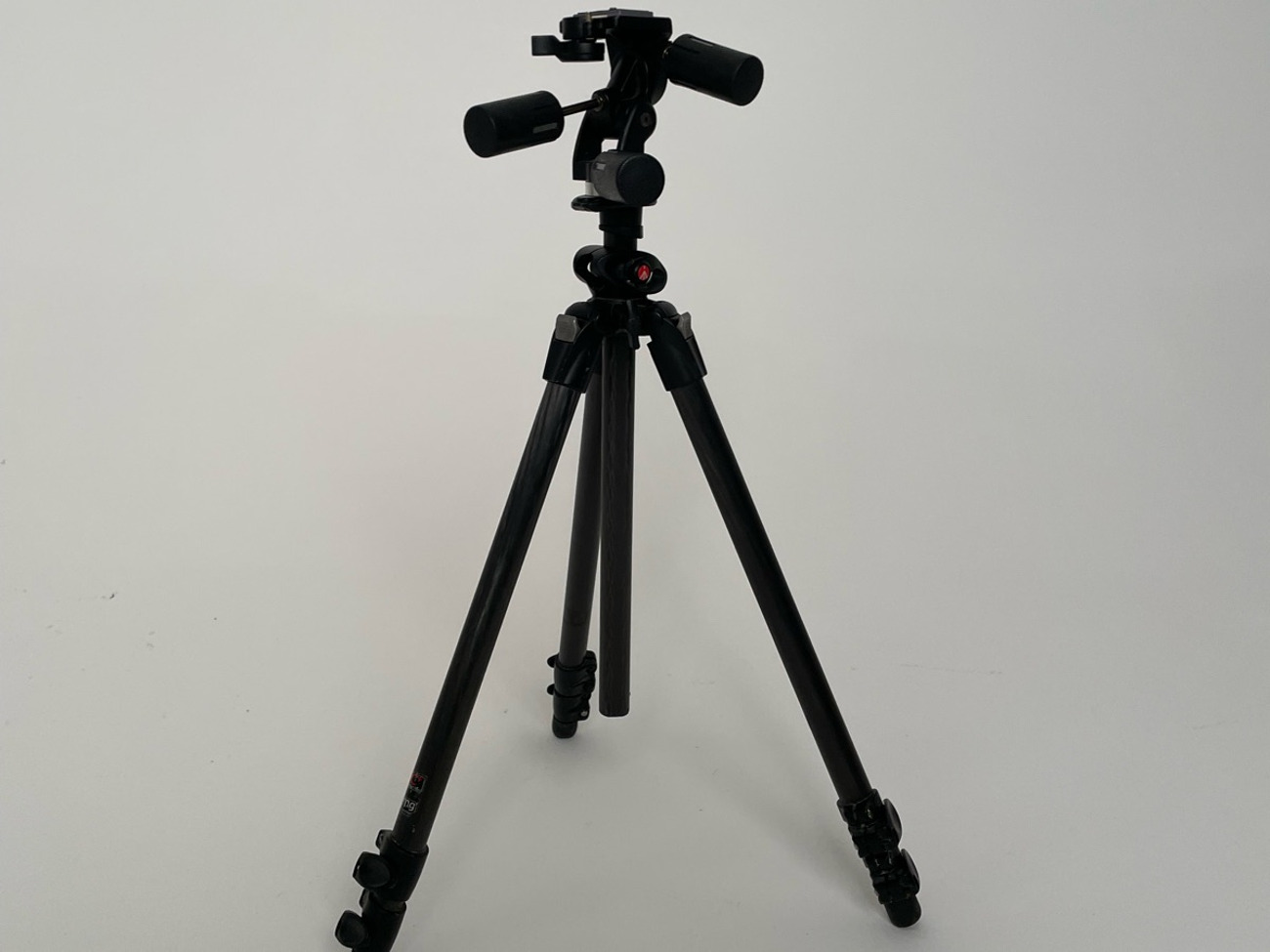Carbon manfrotto tripod with 3-way head + case