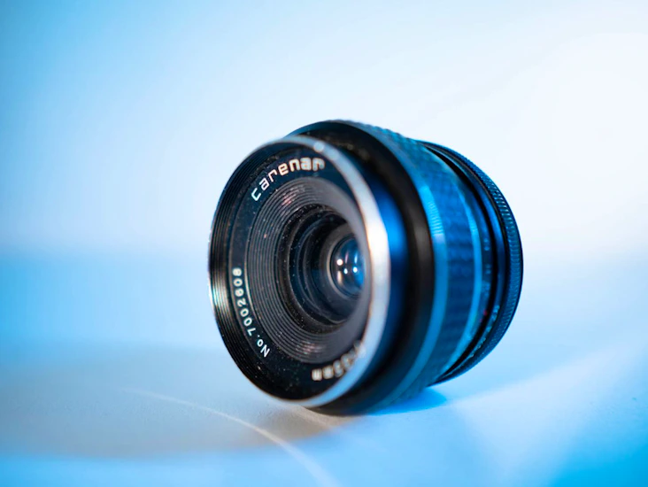 Carenar 35mm f2.8 - vintage prime lens