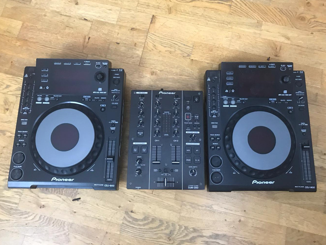 Cdj2000nxs and pioneer djm450 set up