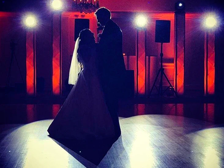 Chauvet 350 moving head light on 6ft box trussing with led