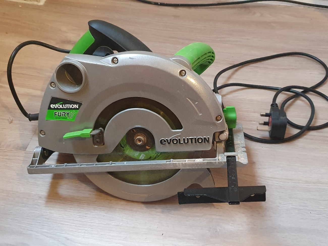 Circular saw