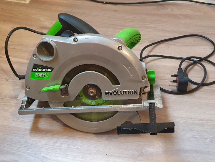 Circular saw