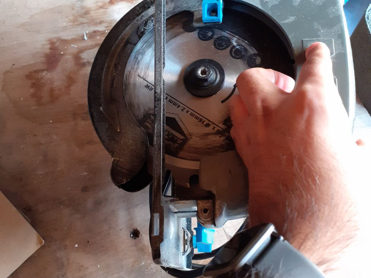 Circular saw macallister 1500w mscs1500