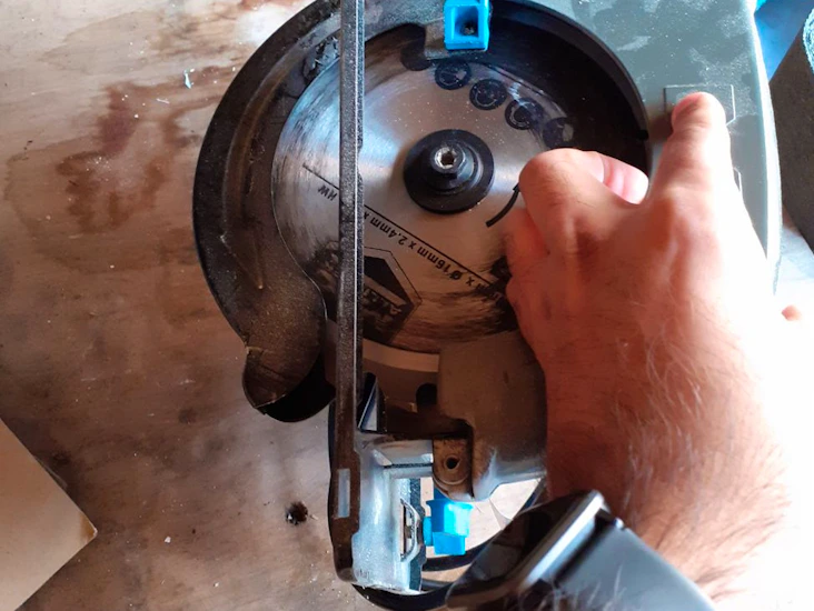 Circular saw macallister 1500w mscs1500