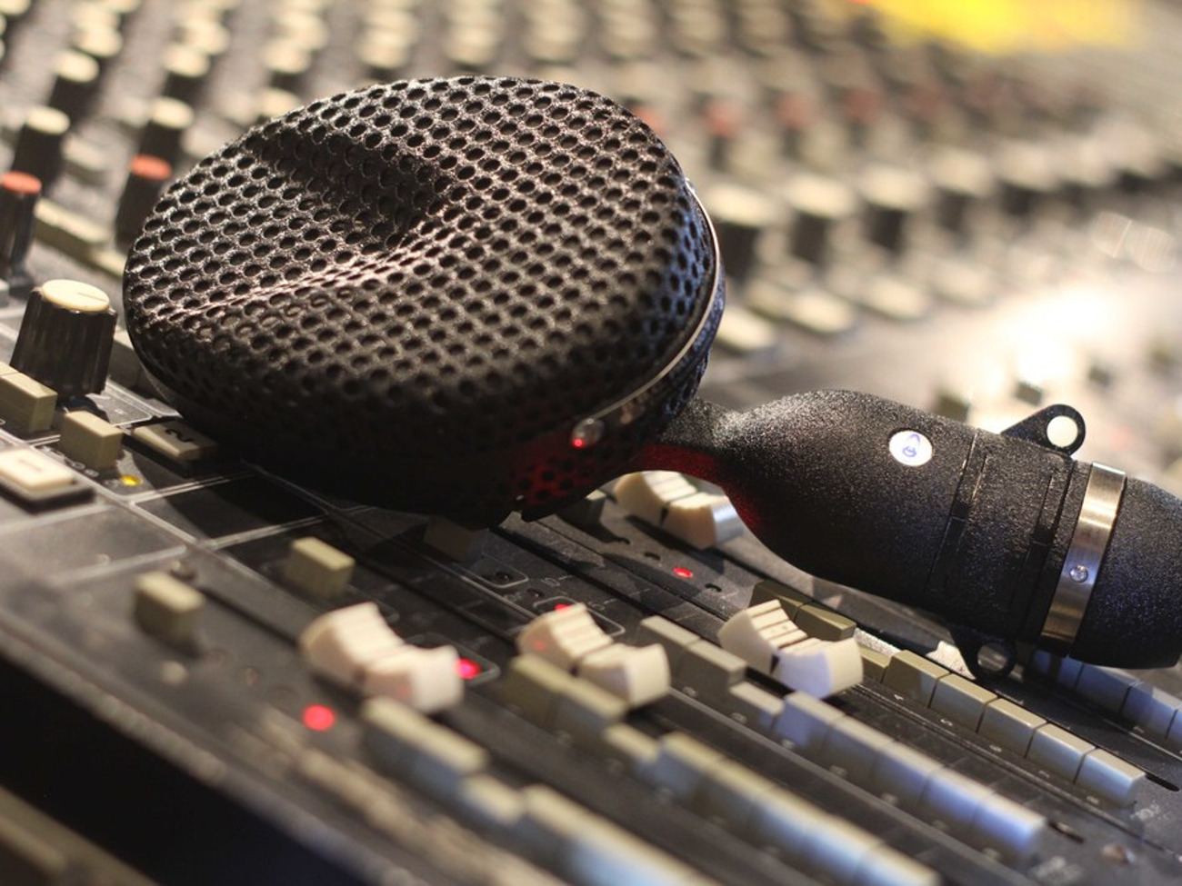 Coles 4038 studio ribbon mic