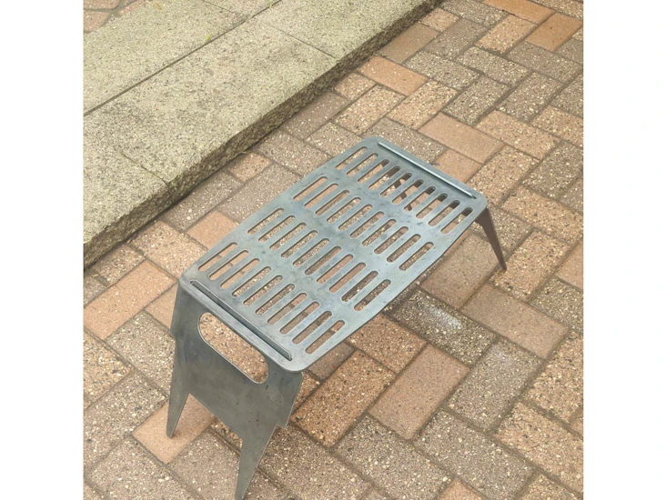 Collapsible camping grill