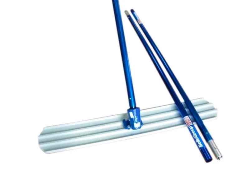 Concrete easy float finish