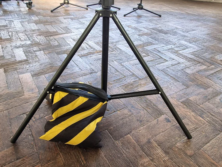 Counter weight safety weight