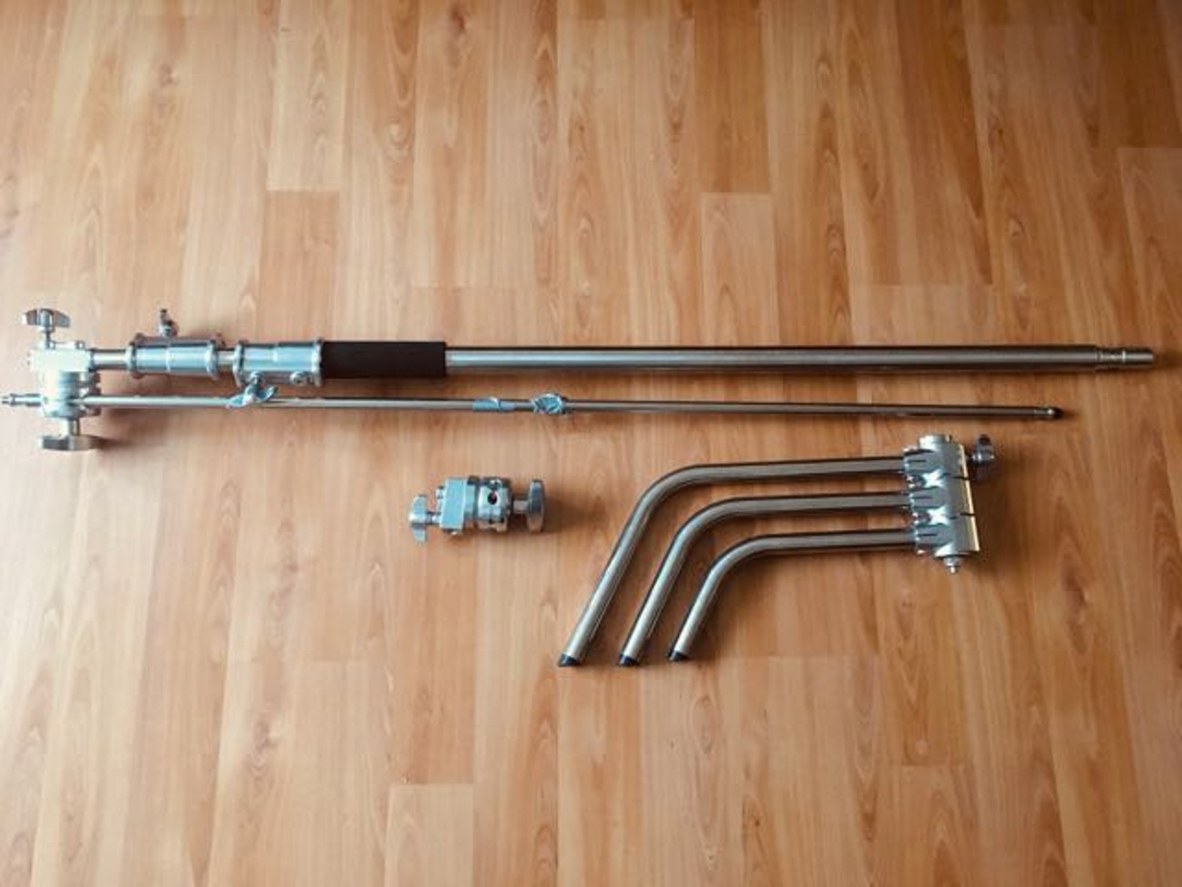 C-stand w/boom arm & knuckle