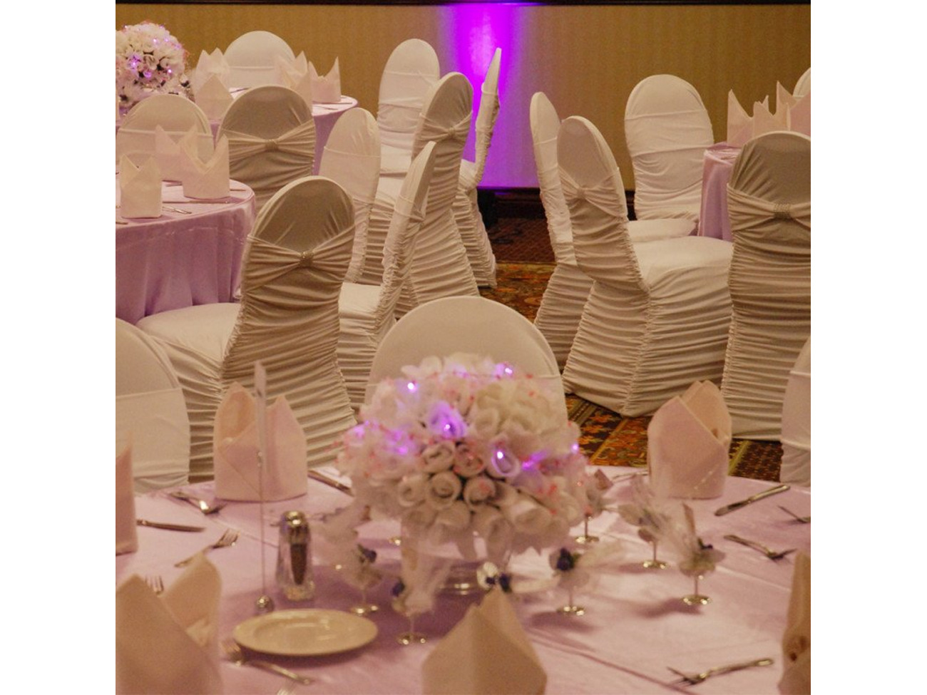 Cube vase with white rose balls and led lights
